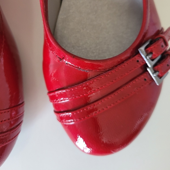 Me Too Red Wedges, GUC, Size 6 - Picture 2 of 8